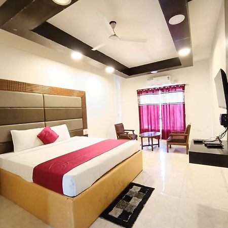 Hotel New Rajdarshan ماديكيري المظهر الخارجي الصورة
