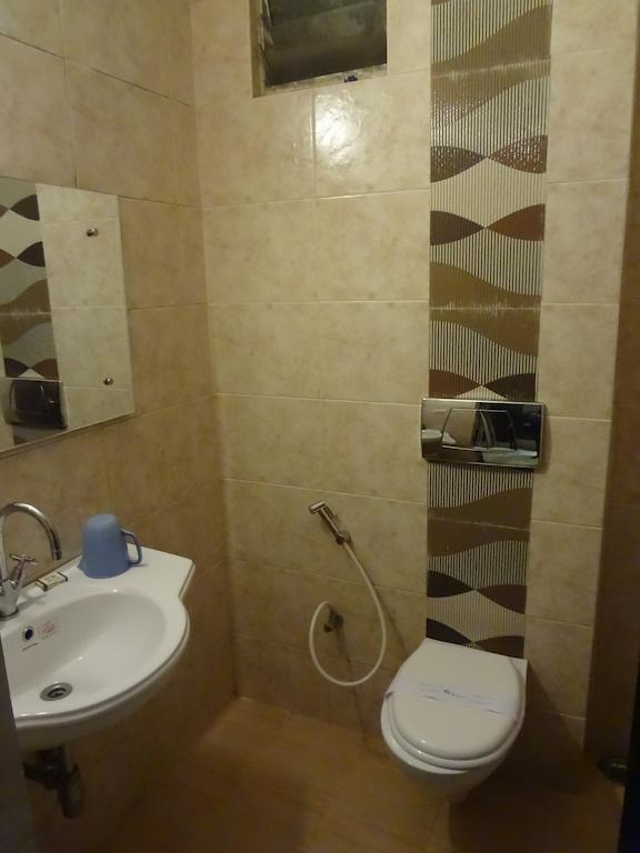 Hotel New Rajdarshan ماديكيري المظهر الخارجي الصورة