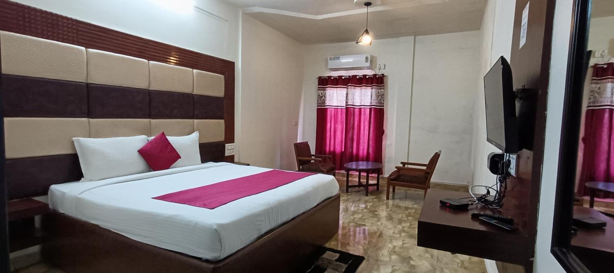 Hotel New Rajdarshan ماديكيري المظهر الخارجي الصورة