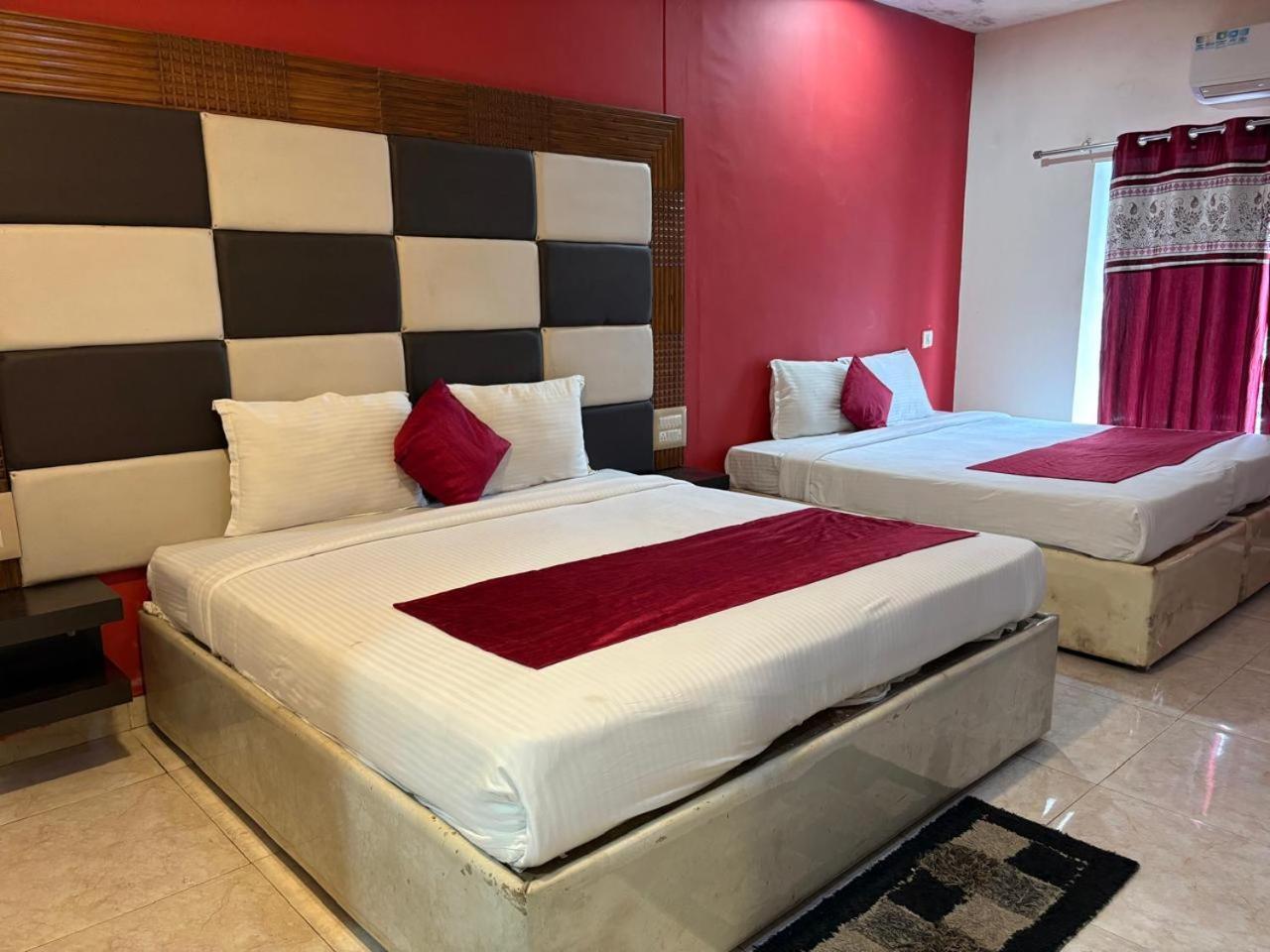 Hotel New Rajdarshan ماديكيري المظهر الخارجي الصورة