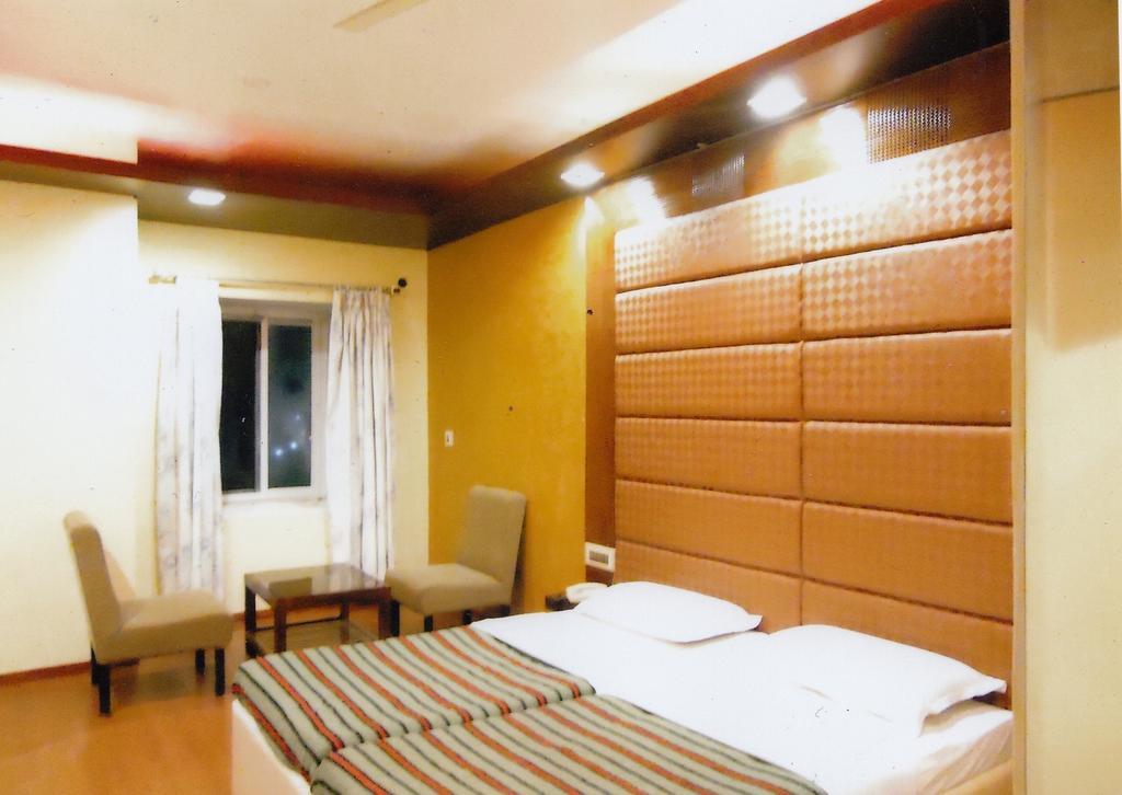 Hotel New Rajdarshan ماديكيري المظهر الخارجي الصورة