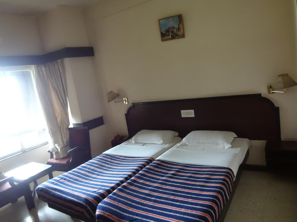 Hotel New Rajdarshan ماديكيري المظهر الخارجي الصورة